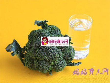 一岁宝宝维生素食谱 西兰菜花汁的做法（图解）