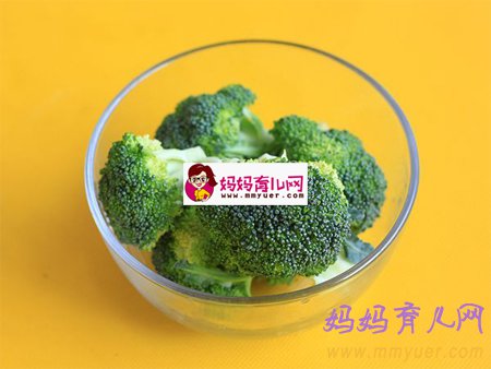 一岁宝宝维生素食谱 西兰菜花汁的做法（图解）