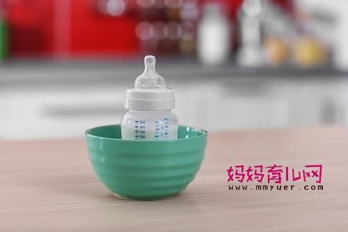 正确加热母乳的3个方法